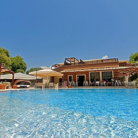 Riviera Perdika Hotel Екстер'єр фото