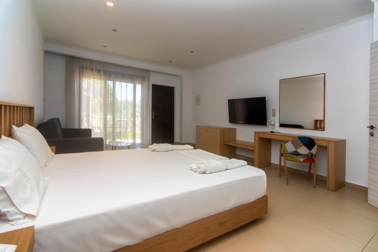 Riviera Perdika Hotel Екстер'єр фото