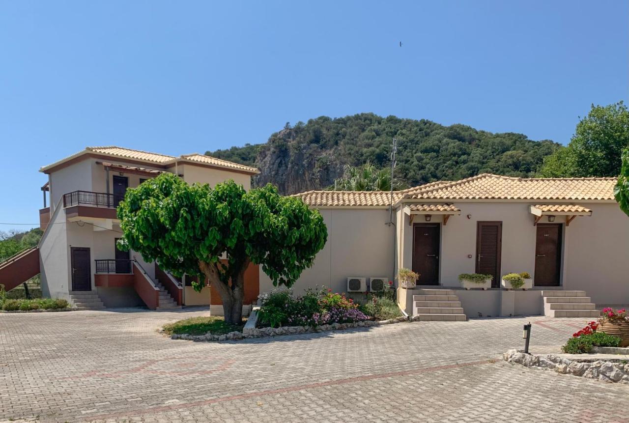 Riviera Perdika Hotel Екстер'єр фото