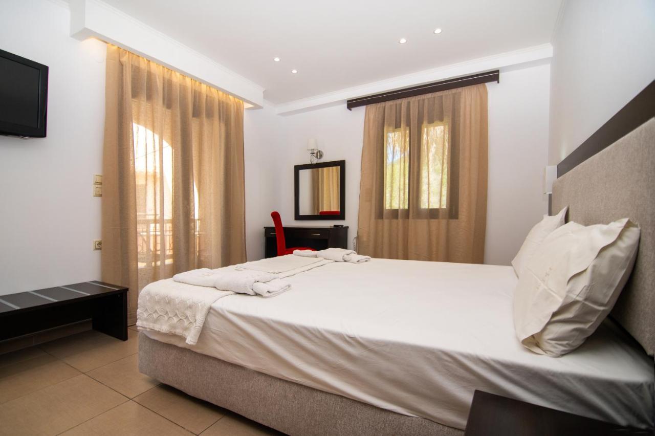 Riviera Perdika Hotel Екстер'єр фото